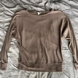 Long sleeve tee